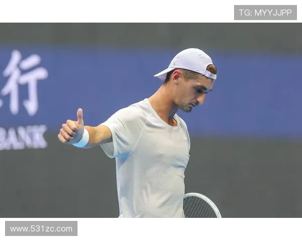 中网男单次轮焦点辛纳强势迎战阿特马纳对决巅峰碰撞精彩上演之战